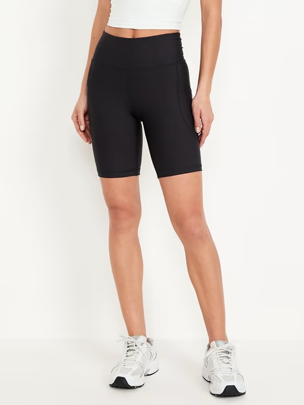 Old Navy Active Powersoft High-Waist Black Biker Shorts 8” w/ side pockets